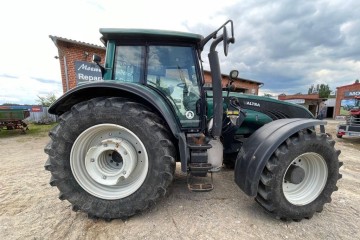 Valtra t183 versu