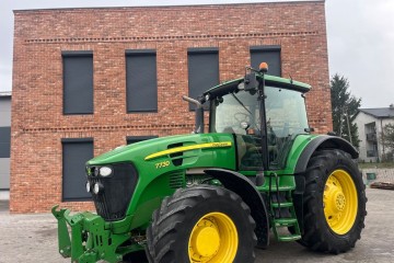 John Deere 7730