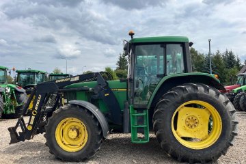 John Deere 6510
