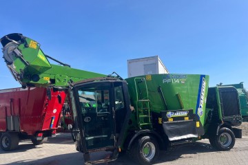 Paszowoz samojezdny faresin PF 1.14